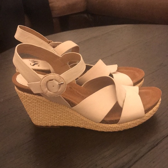 Sofft Cassidy Beige  Wedge Sz 10M New - Picture 7 of 13
